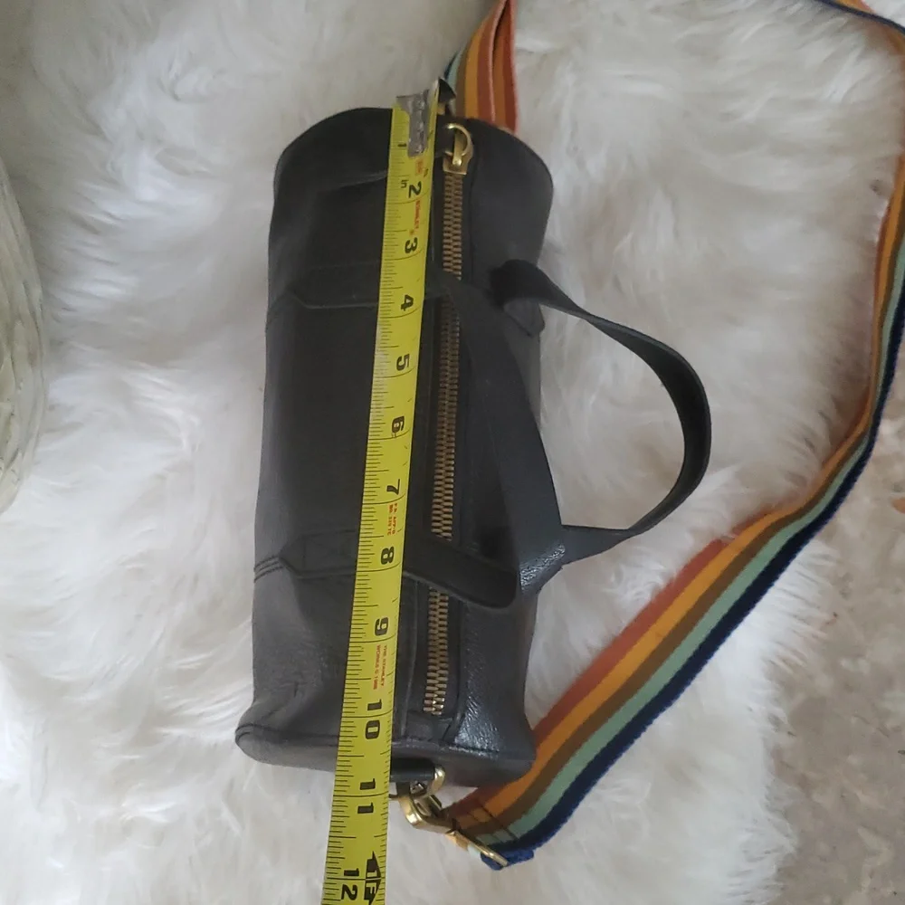 Madewell Black Crossbody Bag with Textured Leather and Detachable Rainbow Strap - Picture 6 of 12